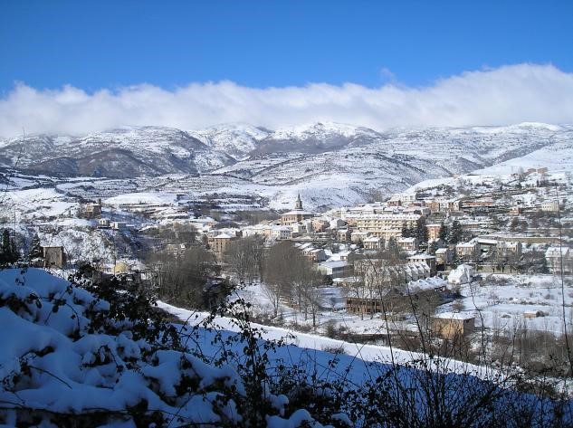Panorámica de Torrecilla con nieve